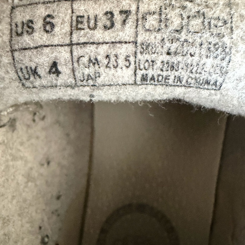 Hey Dude Patterned Slippers - Cream and Brown - Picture 5 of 5
